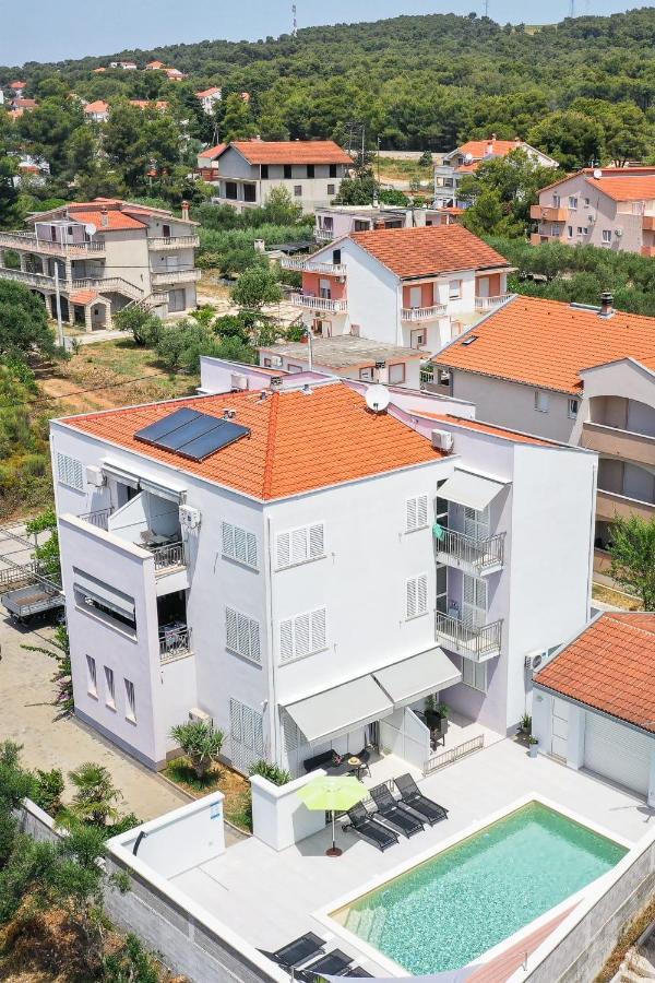 Apartmani Leona بيبينيا المظهر الخارجي الصورة
